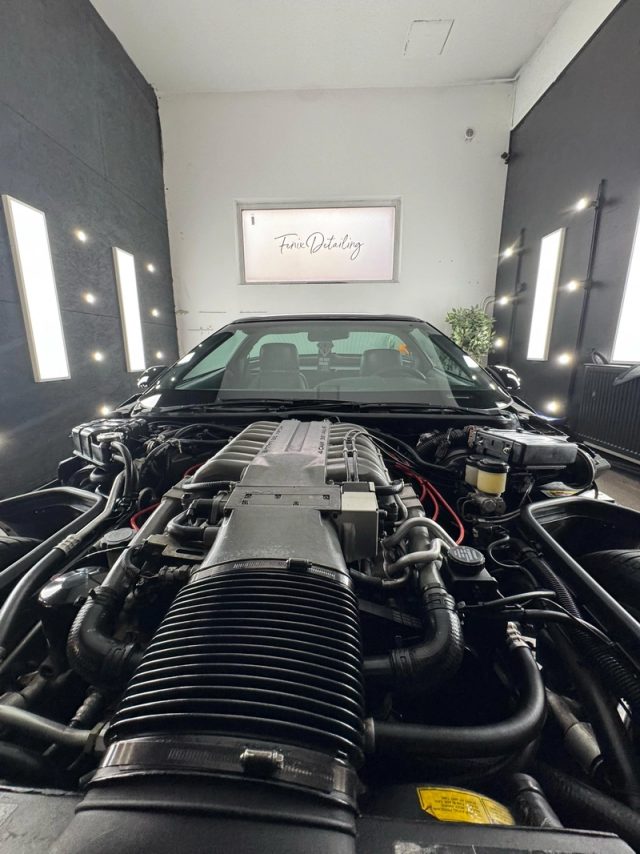 1990 Chevrolet Corvette C4 ZR1 LT5 5.7 V8 -Niski przebieg! — zdjęcie 35