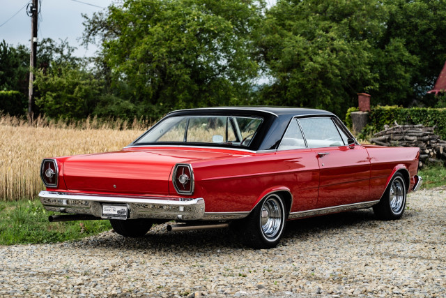 Ford Galaxie 500 Hardtop 1967 — zdjęcie 9