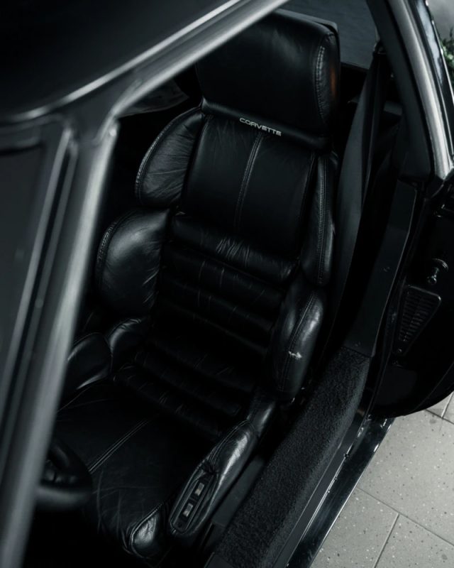 1990 Chevrolet Corvette C4 ZR1 LT5 5.7 V8 -Niski przebieg! — zdjęcie 24