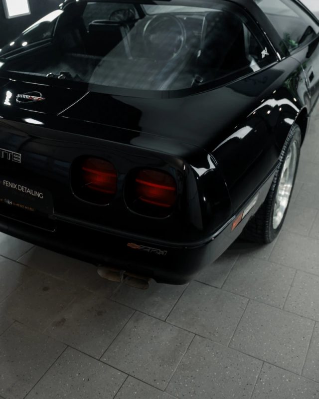 1990 Chevrolet Corvette C4 ZR1 LT5 5.7 V8 -Niski przebieg! — zdjęcie 15