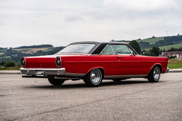 Ford Galaxie 500 Hardtop 1967 — zdjęcie 11