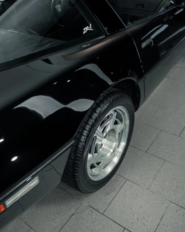 1990 Chevrolet Corvette C4 ZR1 LT5 5.7 V8 -Niski przebieg! — zdjęcie 19