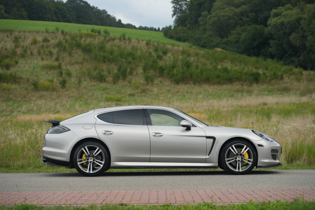 Porsche Panamera 4.8 V8 — zdjęcie 4
