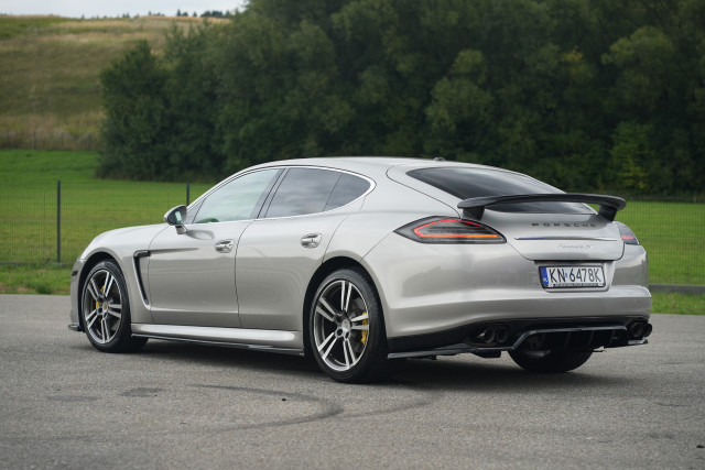 Porsche Panamera 4.8 V8 — zdjęcie 10